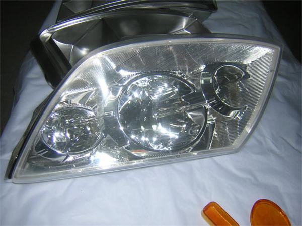 简析车灯快速成型工艺研究